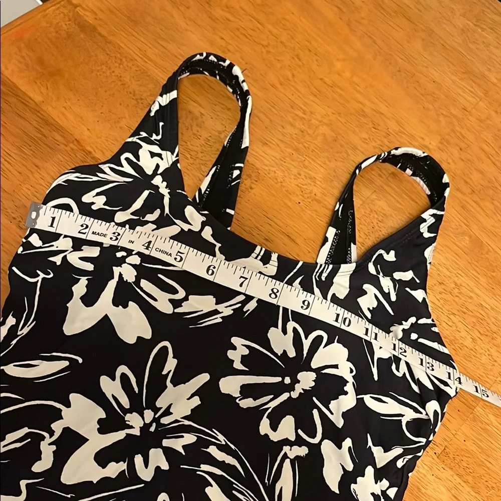 Hurley One Piece Swimsuit Ink Fresco Floral Black and White Womens Medium